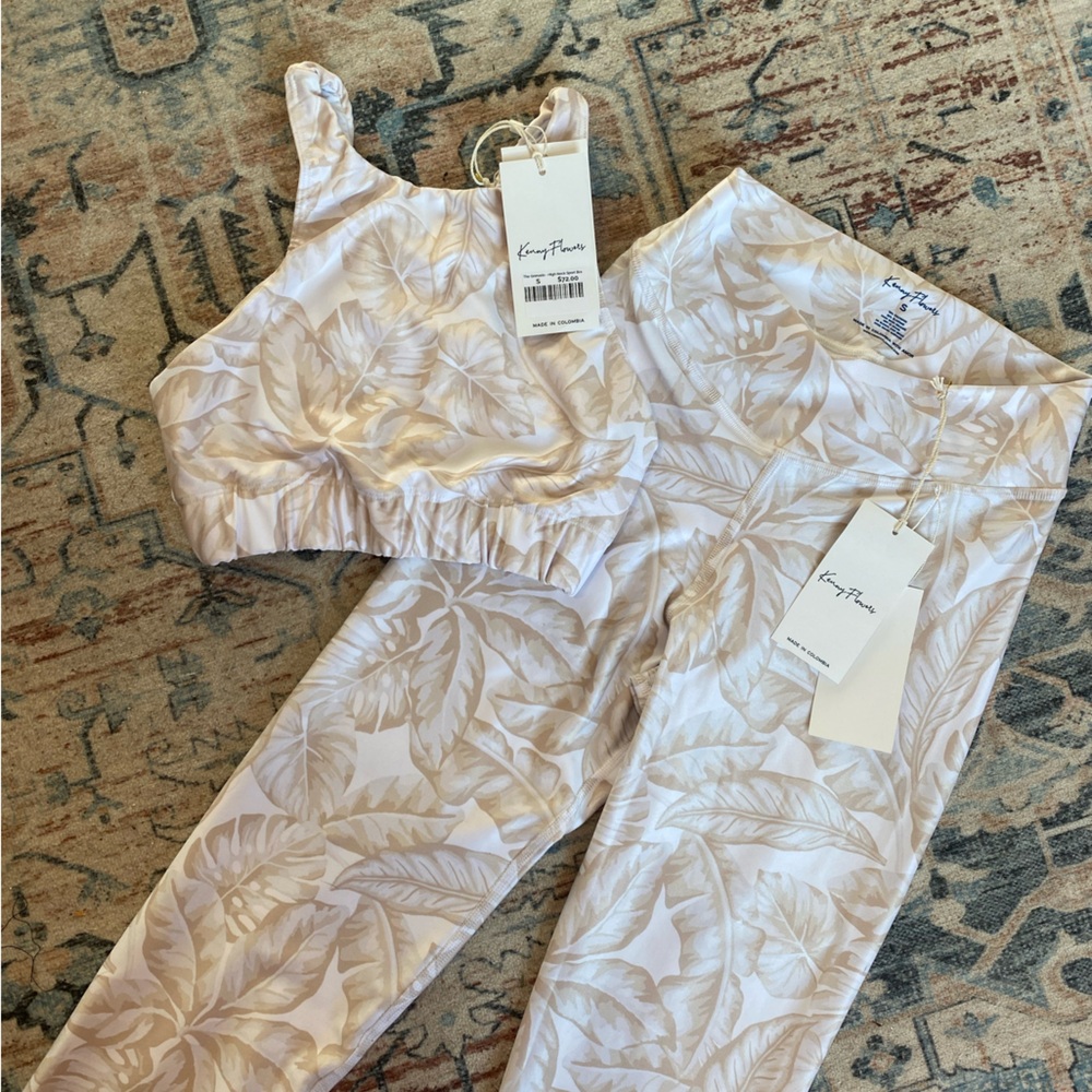 NWT!! Kenny Flowers Leggings & Sports Bra Set